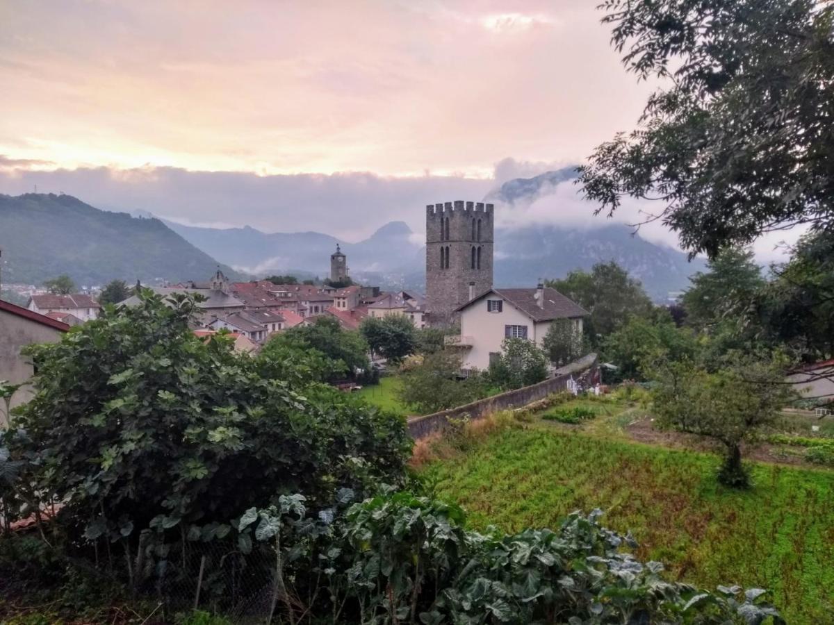 Le Nopal Bleu Lägenhet Tarascon-sur-Ariège Exteriör bild
