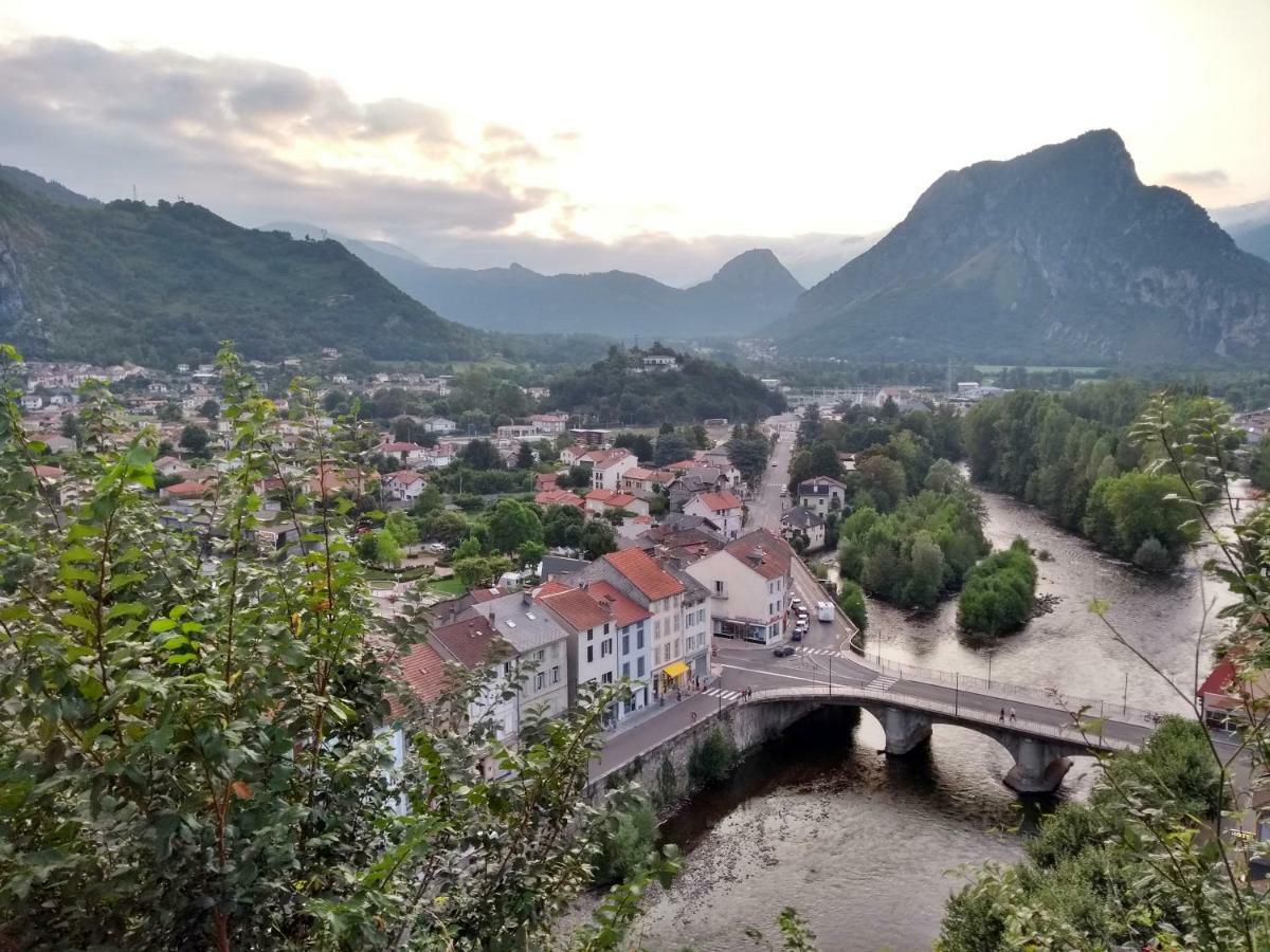 Le Nopal Bleu Lägenhet Tarascon-sur-Ariège Exteriör bild